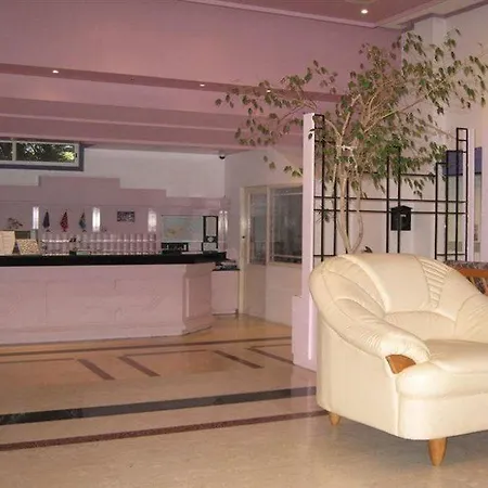 Astreas Aparthotel 3*