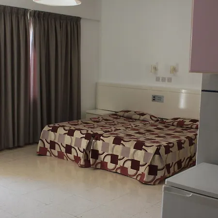 Astreas Aparthotel 3*