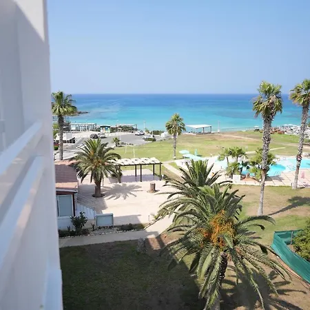 Astreas Aparthotel 3*